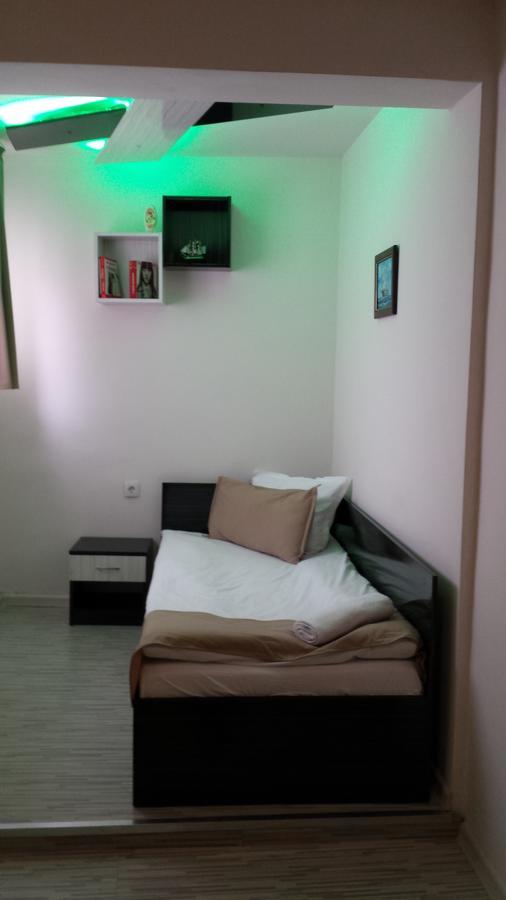 Tiara Hotel Добрич Экстерьер фото